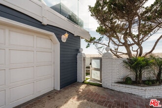 1044 Waterbury Ln in Ventura, CA - Building Photo - Building Photo