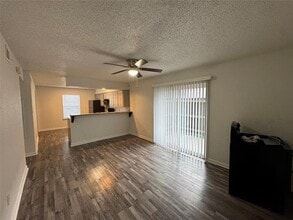 762 E Warrior Trail in Grand Prairie, TX - Building Photo - Building Photo