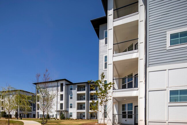 Brio Parc Garden in Madison, AL - Building Photo - Building Photo