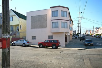 501 Paris St in San Francisco, CA - Building Photo - Building Photo