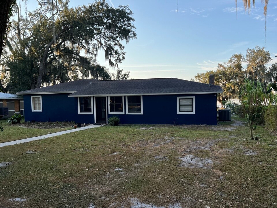 8330 Honolulu Dr, Unit #2 in Orlando, FL - Building Photo