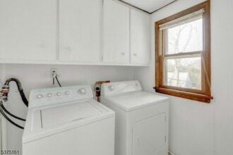 106 Sadler Rd in Bloomfield, NJ - Building Photo - Building Photo