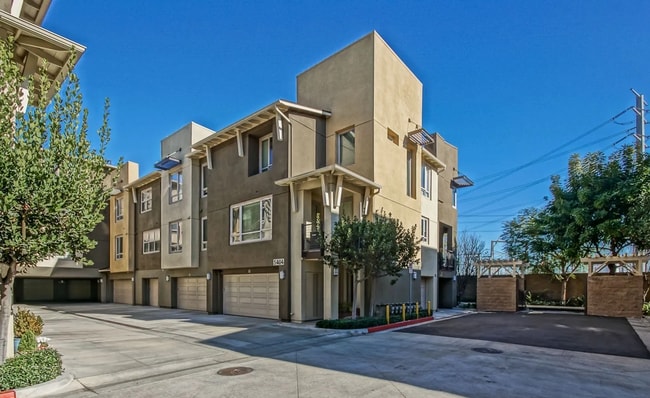 5404 W 149th Pl in Hawthorne, CA - Building Photo - Building Photo