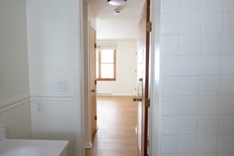 1000 Larchwood Rd in Mansfield, OH - Building Photo - Building Photo