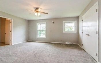 8690 Olson Rd in Belvidere, IL - Building Photo - Building Photo