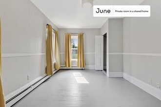 Private bedroom in 4 bed/2 bath Home in Boston, MA - Building Photo - Building Photo