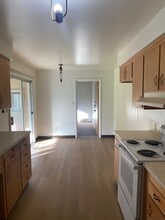 11930 Bow Ln in Redding, CA - Building Photo - Building Photo