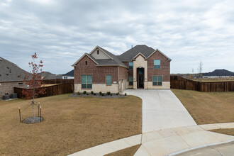 Caraway in Haslet, TX - Foto de edificio - Building Photo