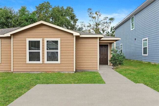 16940 W Juneau St in Montgomery, TX - Building Photo - Building Photo