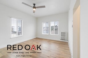 516 N Harvard Blvd in Los Angeles, CA - Building Photo