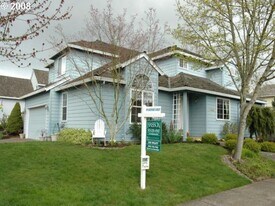 11405 SW Paulina Drive in Wilsonville, OR - Building Photo