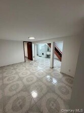 61-25 Saunders St in Queens, NY - Building Photo - Building Photo