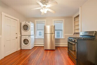 89 Rochambeau Ave-Unit -1 in Providence, RI - Building Photo - Building Photo