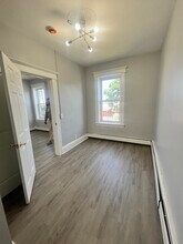 1595 John F Kennedy Blvd, Unit 4 in Jersey City, NJ - Building Photo - Building Photo