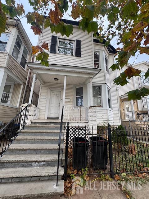 property at 537 S Park St