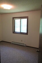 500 High St, Unit 204 in Waupaca, WI - Building Photo - Building Photo