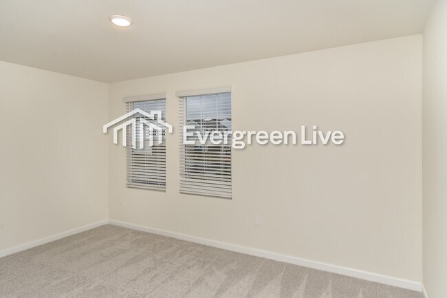 169 Snowdrop Ave in La Vergne, TN - Building Photo - Building Photo