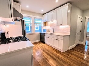 3957 Washington St in Boston, MA - Building Photo - Building Photo