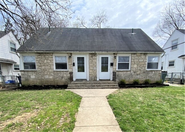 property at 1545-1547-1547 W 7th Ave