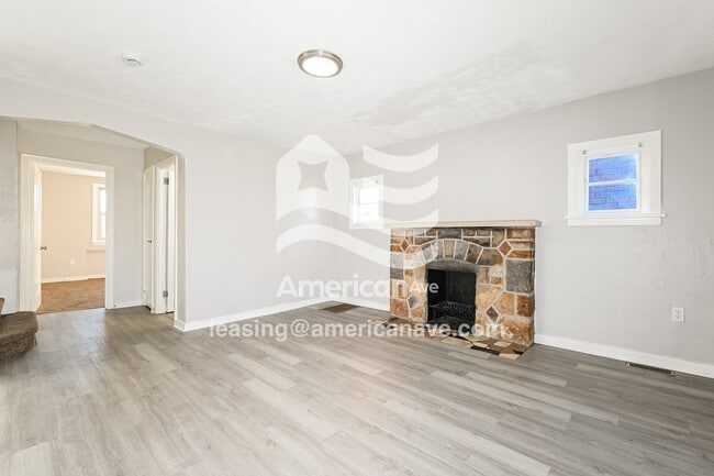 881 Miller Ave in Clairton, PA - Building Photo - Building Photo