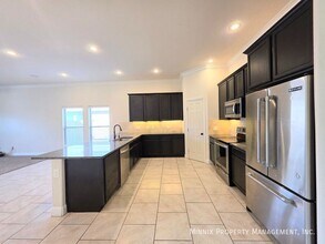 9411 Sedona Ave in Odessa, TX - Building Photo - Building Photo