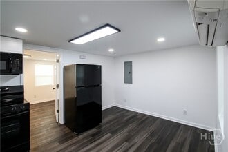 1904 E 51st St in Savannah, GA - Building Photo - Building Photo