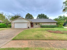 309 Kingsbury Dr in Norman, OK - Building Photo