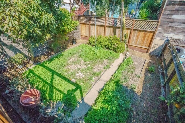 927 Hampshire St in San Francisco, CA - Building Photo - Building Photo