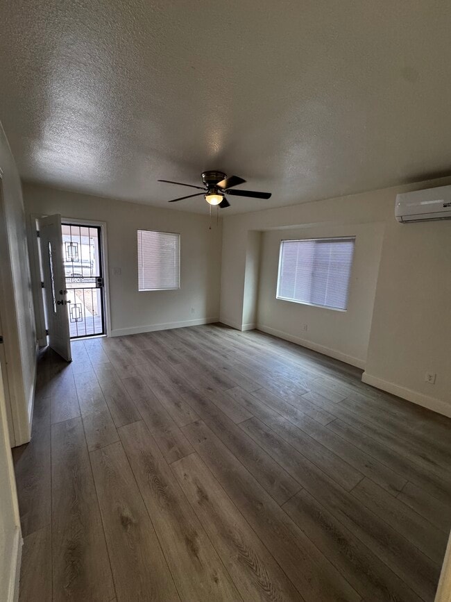 127 Lincoln Ave in Bakersfield, CA - Building Photo - Building Photo