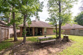 143 S Queenscliff Cir in Spring, TX - Building Photo - Building Photo