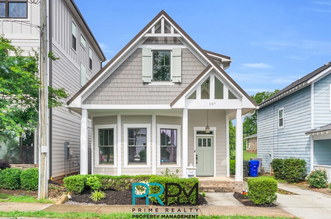 107 McCall St in Greenville, SC - Building Photo