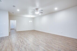 2537 134th St in Lubbock, TX - Building Photo - Building Photo