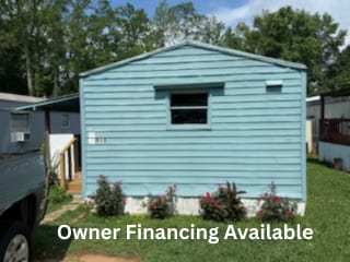 property at 7631 Dallas Hwy