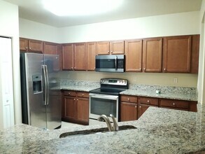 8620 NW 97th Ave in Medley, FL - Building Photo - Building Photo