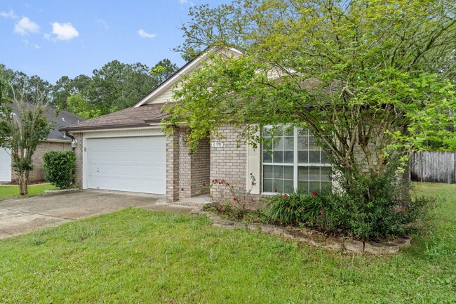 698 Randall Roberts Rd in Fort Walton Beach, FL - Building Photo - Building Photo