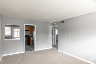 Cascades on the River in Athens, GA - Building Photo - Interior Photo