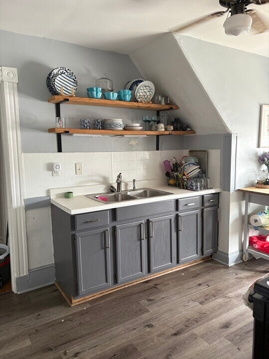 19 Wolcott St in Boston, MA - Building Photo