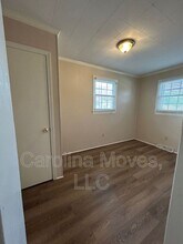 114 Lenore Ave in Greenville, SC - Foto de edificio - Building Photo