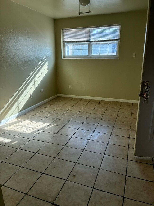 1170 Grand Terrace Dr, Unit 1170-7 in Fenton, MO - Foto de edificio - Building Photo