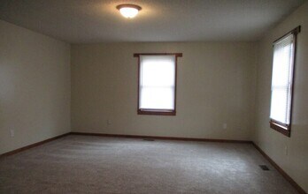 138 Chestnut Dr SW in Concord, NC - Building Photo - Building Photo