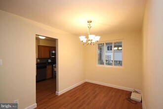 1901 N Quebec St in Arlington, VA - Building Photo - Building Photo