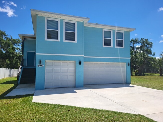 property at 6072 Randan Ct