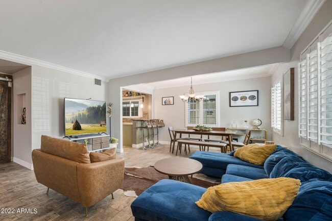 property at 4302 E Wilshire Dr