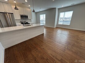 1 Everett St in Boston, MA - Building Photo