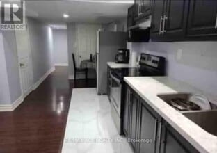 1198 Prestonwood Crescent in Mississauga, ON - Building Photo - Building Photo