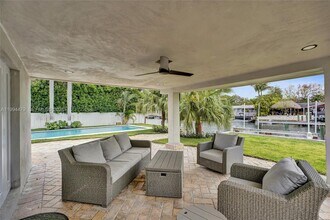 12478 N Bayshore Dr in North Miami, FL - Building Photo - Building Photo