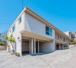 3424-3426 S Centinela Ave in Los Angeles, CA - Building Photo - Building Photo