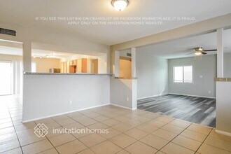 2228 W Charleston Ave in Phoenix, AZ - Foto de edificio - Building Photo