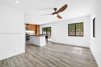 11293 Rhapsody Rd in Hollywood, FL - Building Photo - Building Photo