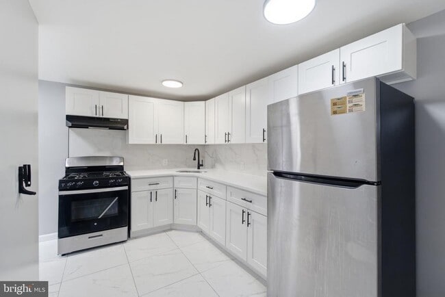 property at 216 Garden St